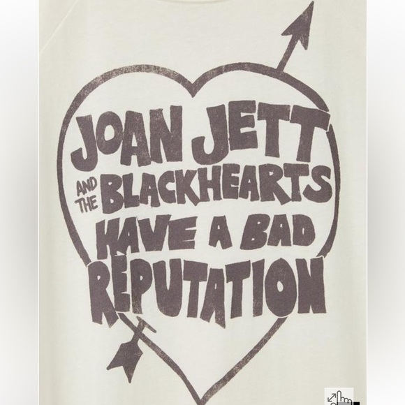 Torrid Classic Raglan Tank - Joan Jett White - Picture 4 of 9